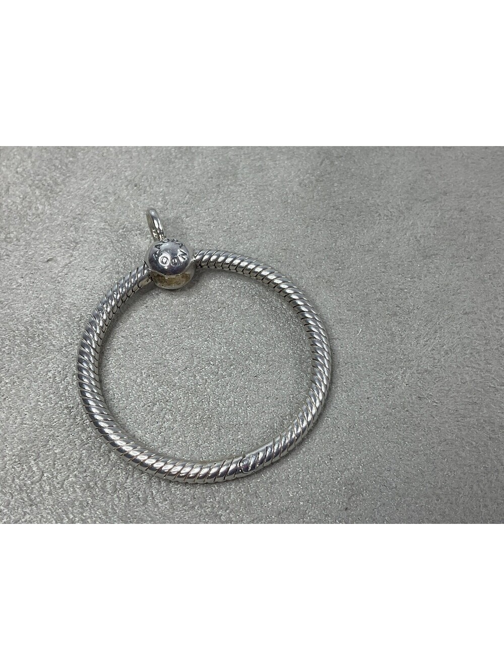 Pandora Medium O Pendant Charm Holder